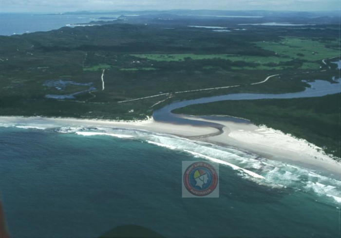 Parry Inlet - Beach in Parryville Denmark WA - SLS Beachsafe